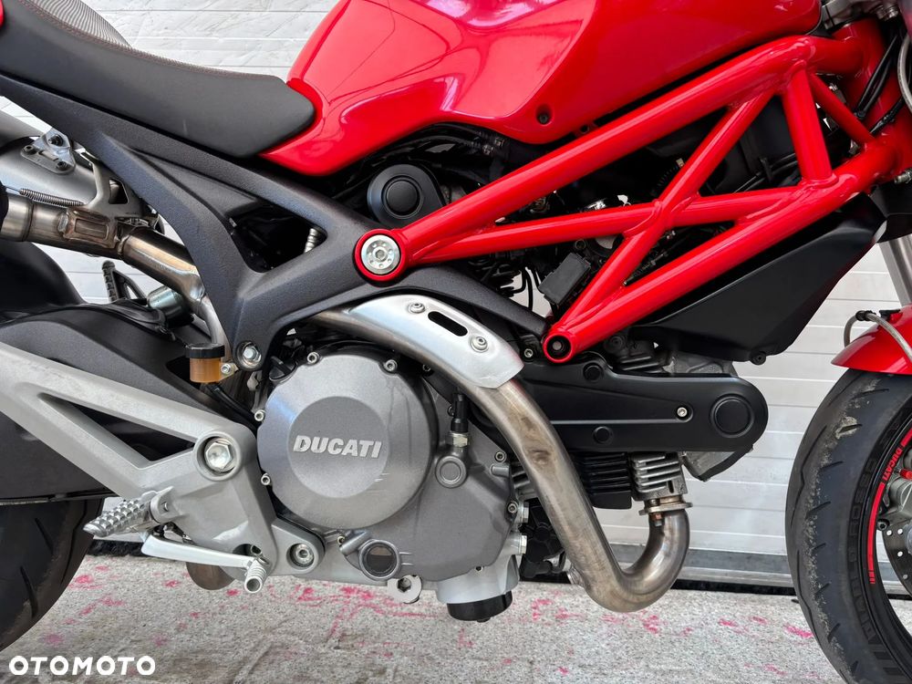 Ducati Monster - 26