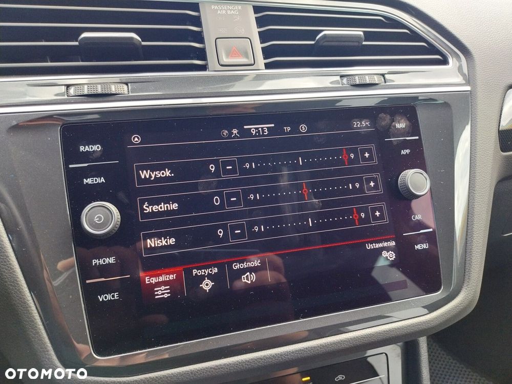 Volkswagen Tiguan - 26