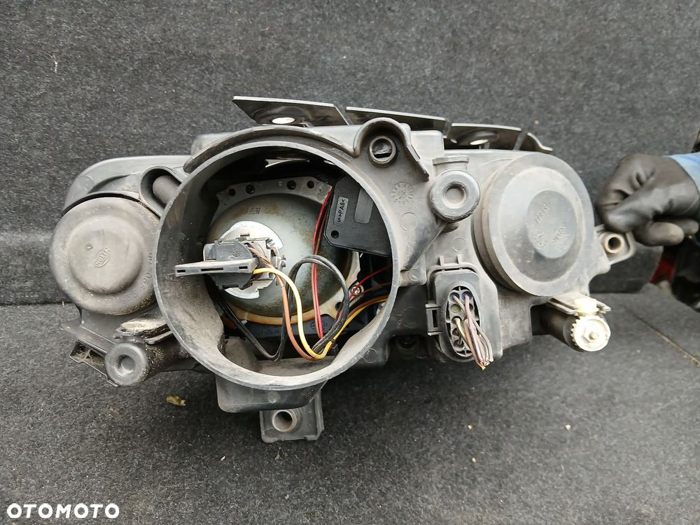 Volkswagen Passat B6 Lampa przednia lewa, prawa - 10