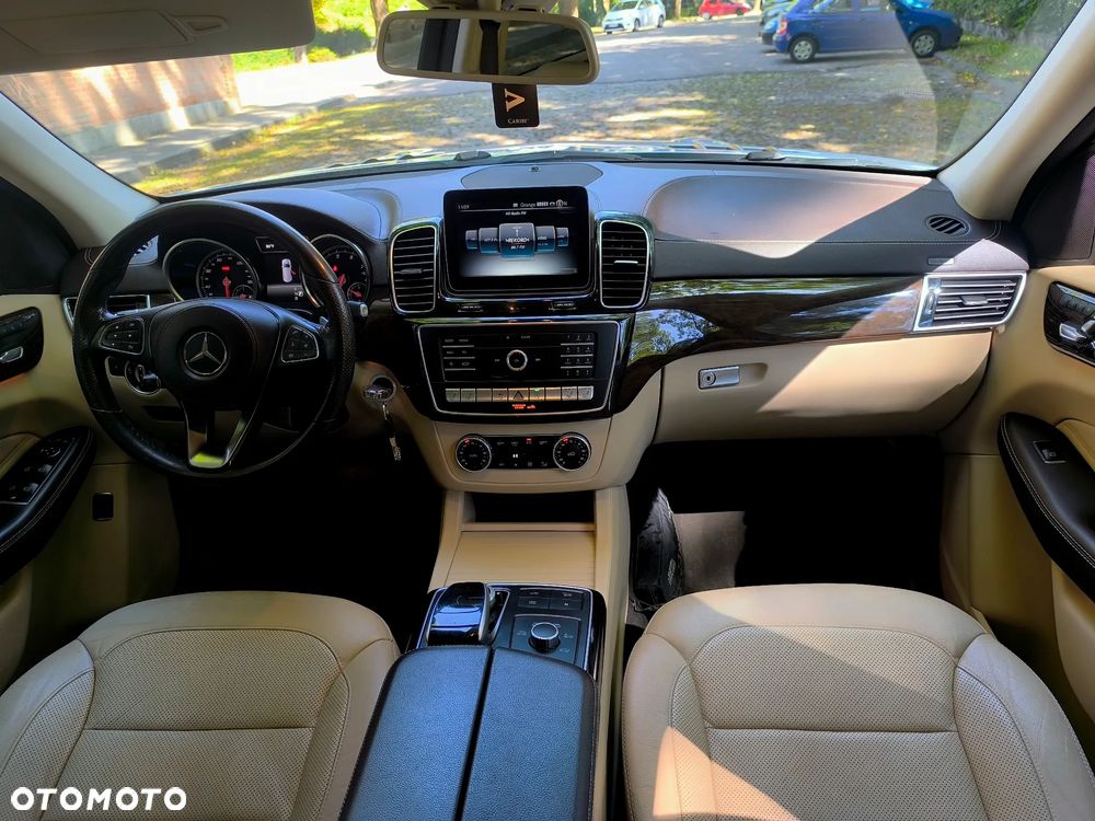 Mercedes-Benz GLS 400 4-Matic - 12