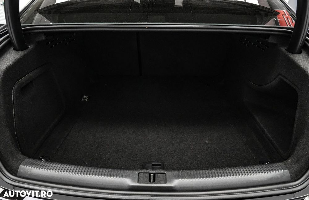 Audi A4 2.0 TDI S tronic Sport - 20