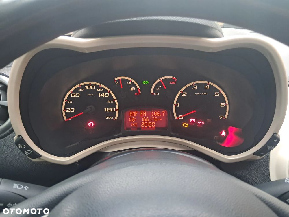 Ford KA 1.2 Titanium (air2) - 2