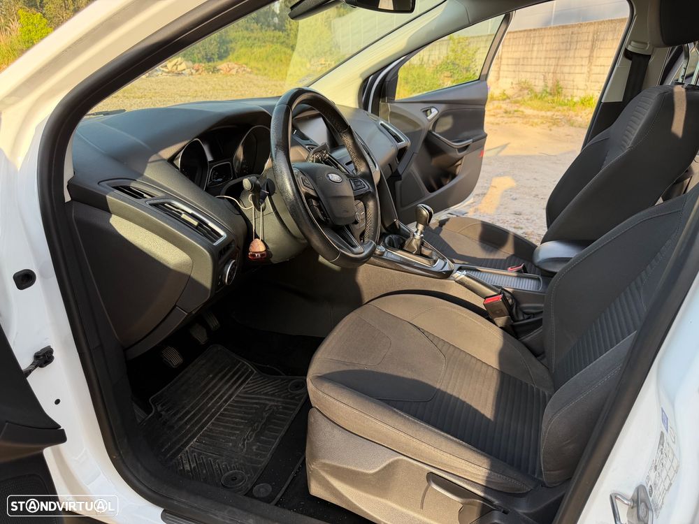Ford Focus 1.5 TDCi Titanium - 20