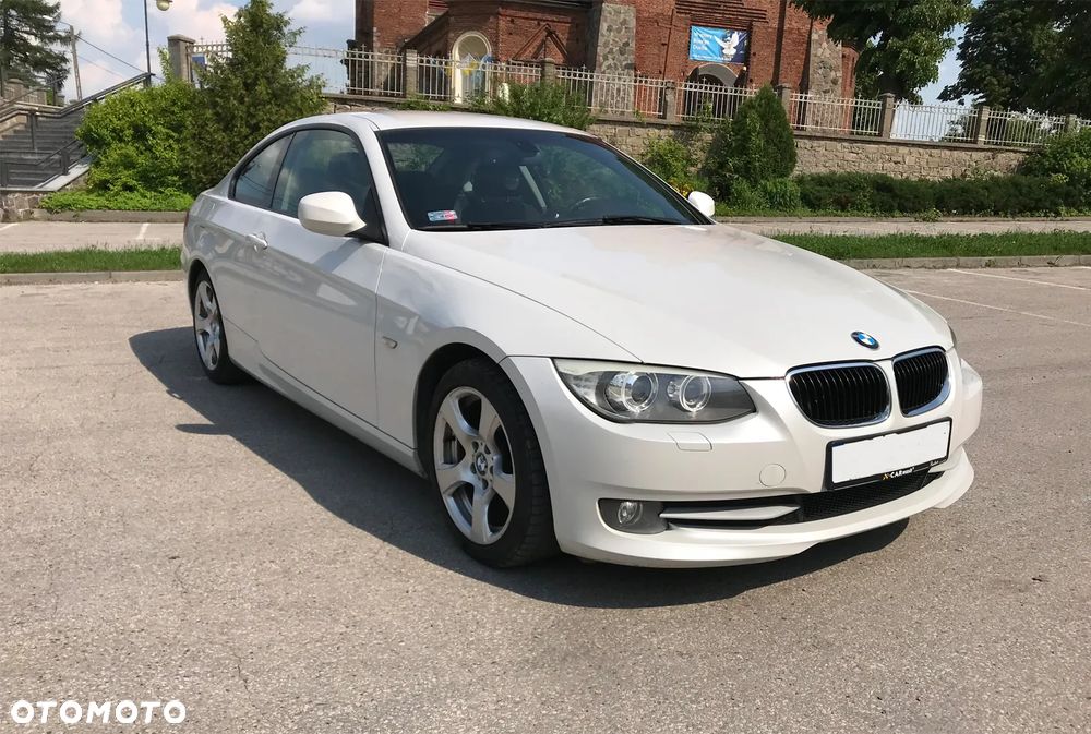 BMW Seria 3 320d - 4