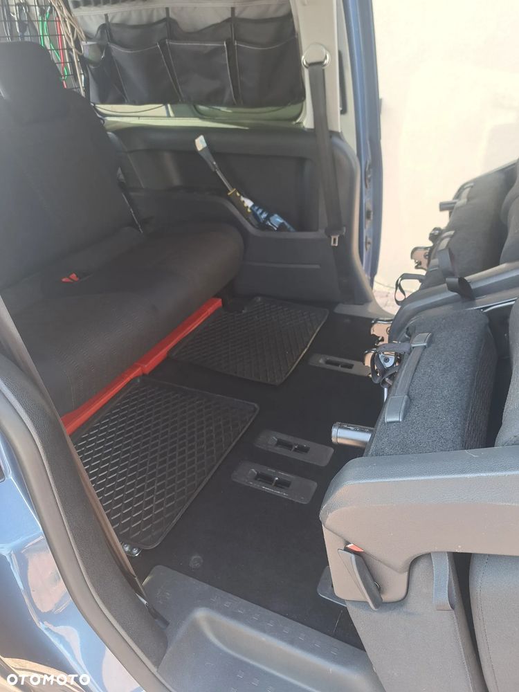 Volkswagen Caddy Maxi 2.0 TDI Comfortline 4Motion DSG - 9