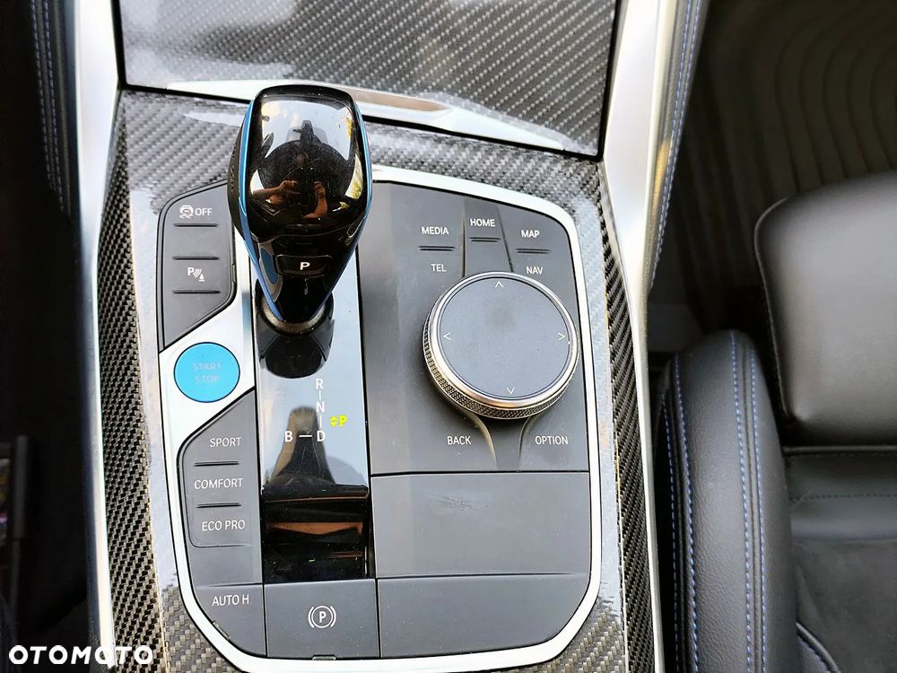 BMW i4 - 21