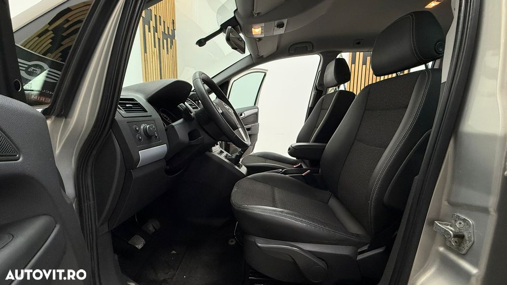 Opel Zafira 1.9 CDTI - 15