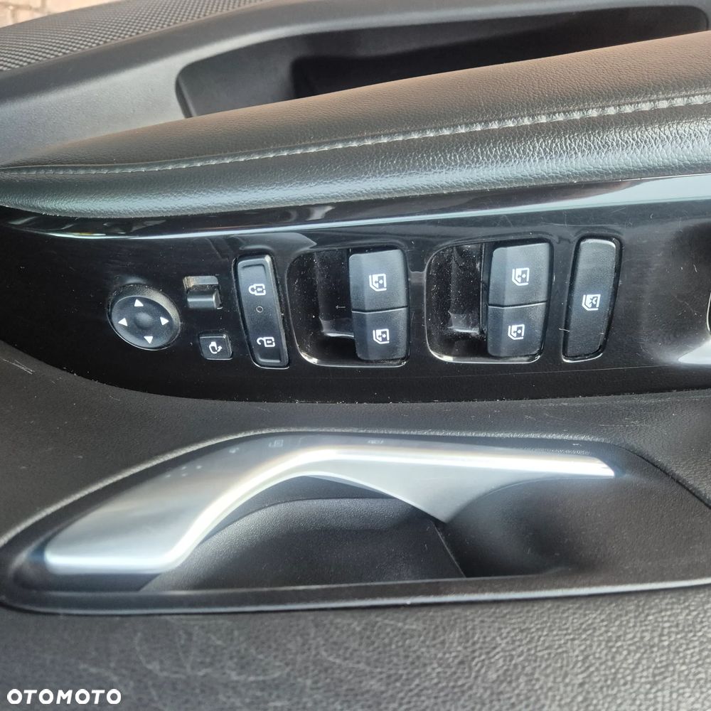 Hyundai Tucson 1.6 CRDi 48V-Hybrid 4WD DCT Prime - 25