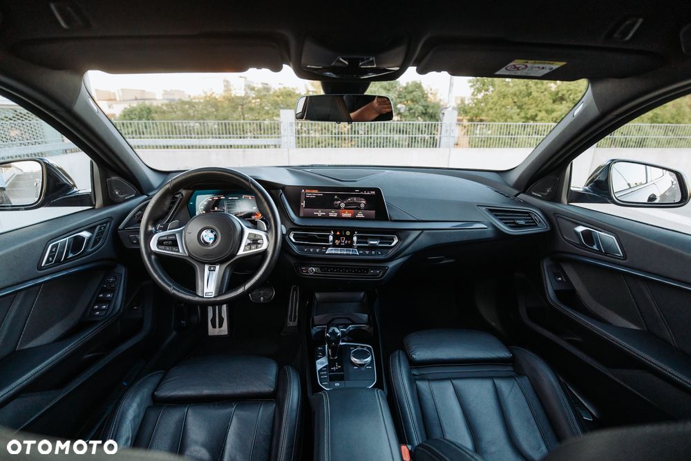 BMW 1M - 25