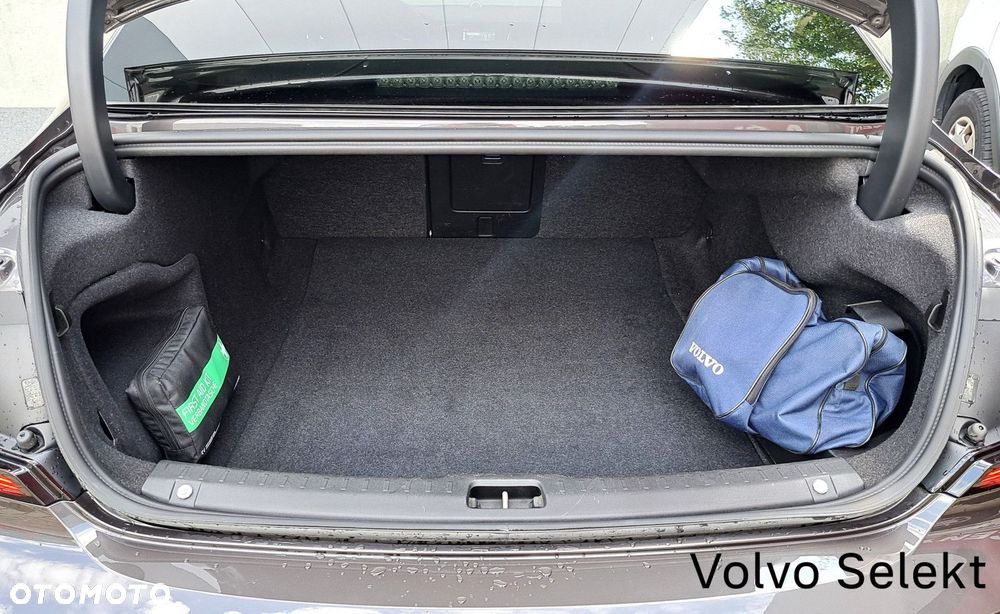 Volvo S90 - 34
