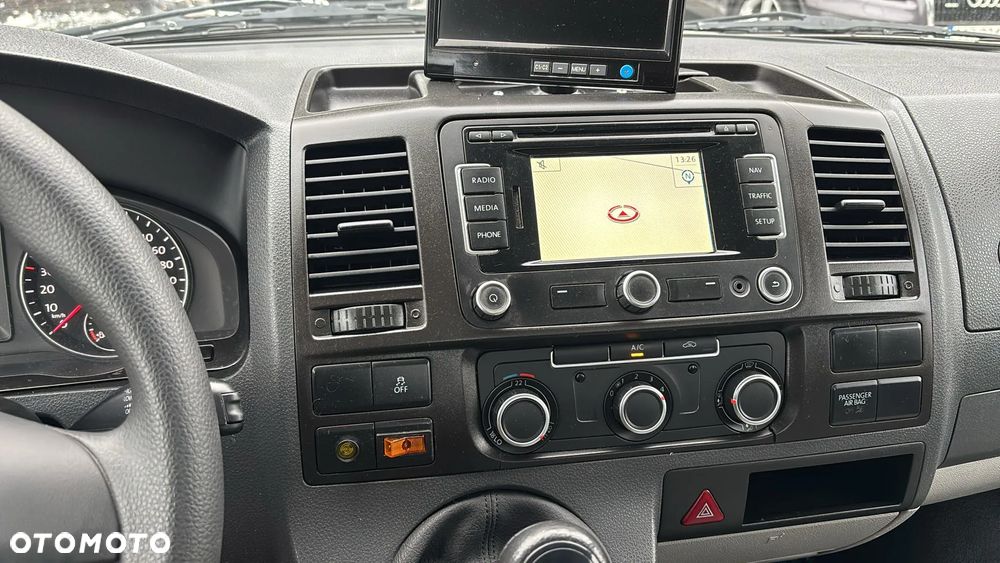 Volkswagen Transporter T5 - 13