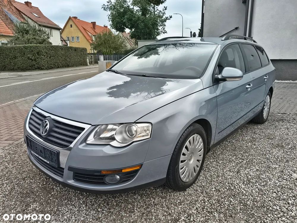Volkswagen Passat 2.0 TDI DPF Comfortline - 11
