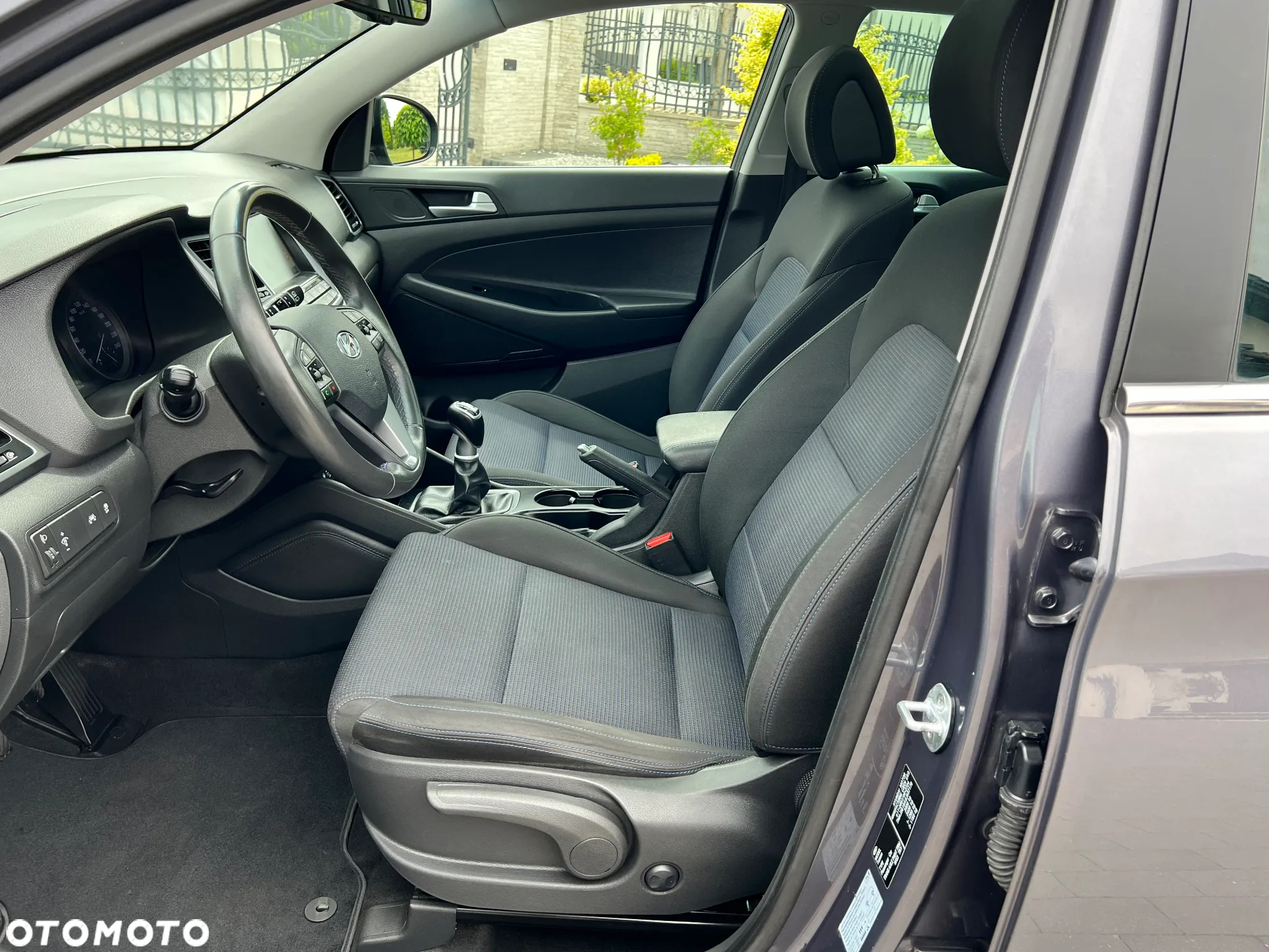 Hyundai Tucson blue 1.7 CRDi 2WD Trend - 20