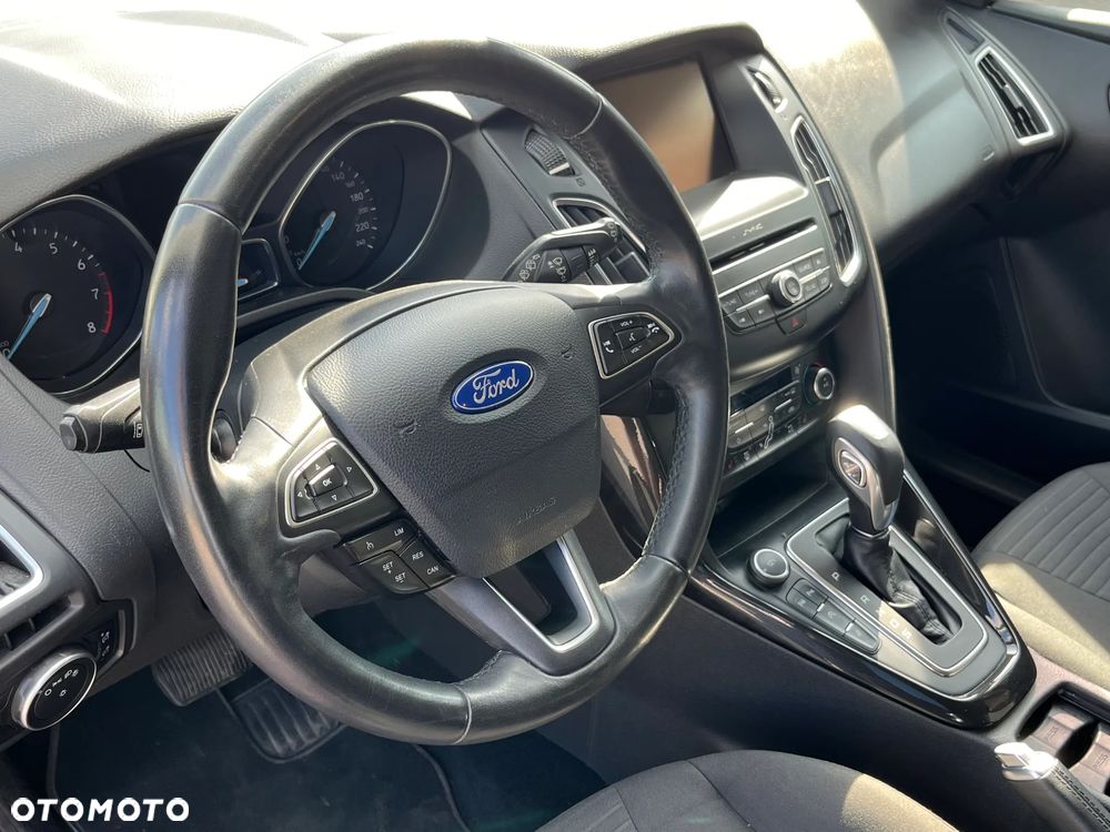 Ford Focus - 13