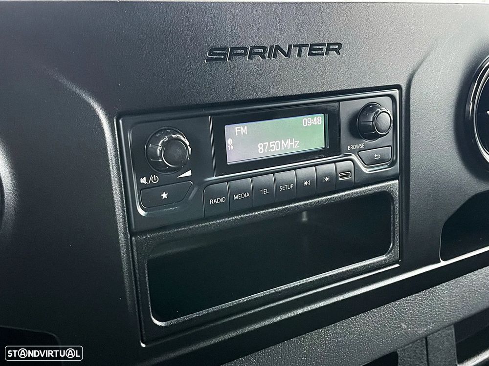 Mercedes-Benz Sprinter 515 CDI Contentor + Plataforma Elevatória - 28