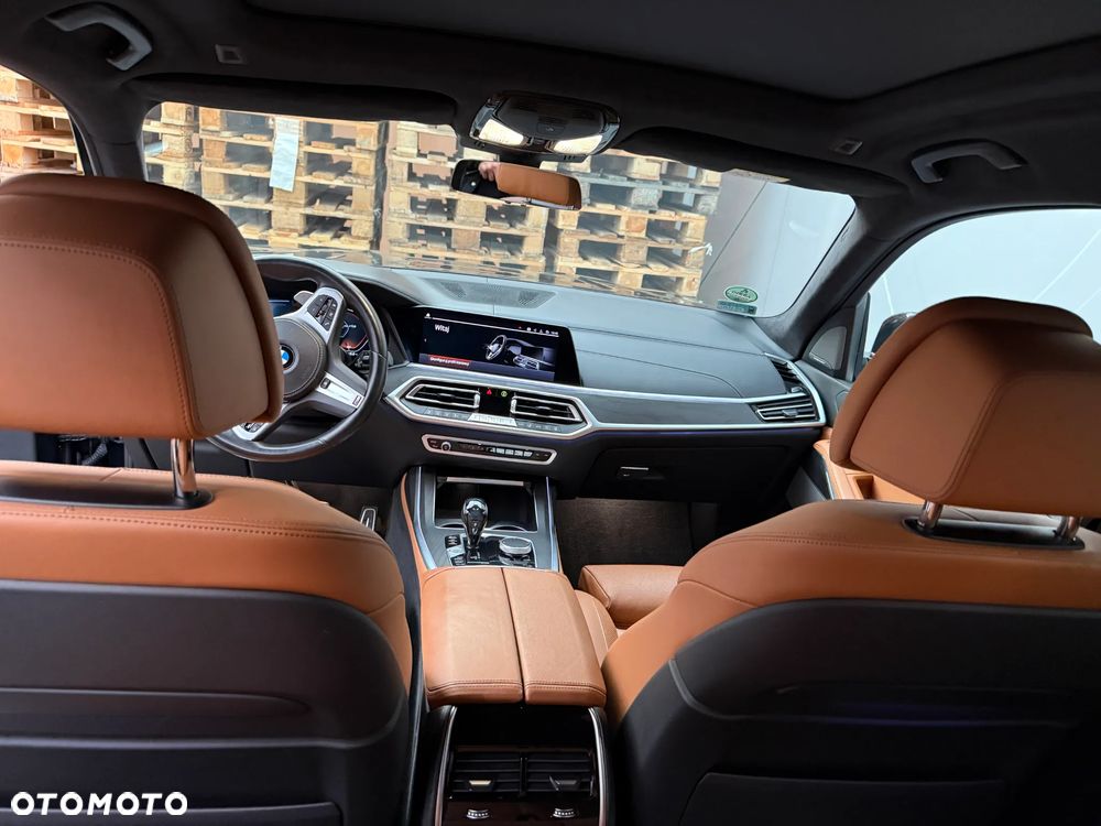 BMW X7 xDrive40i mHEV - 20