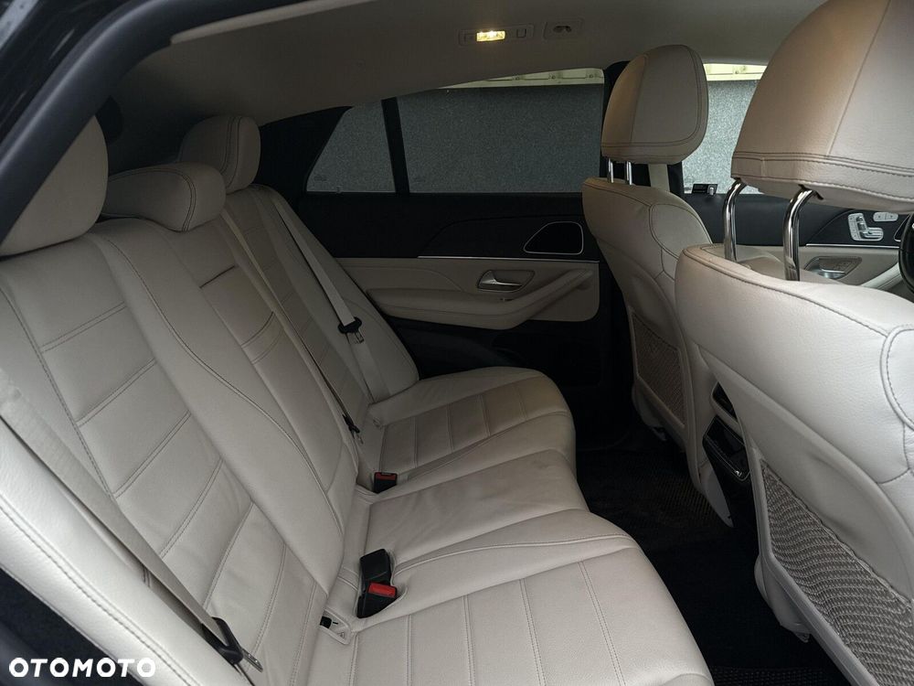 Mercedes-Benz GLE - 21