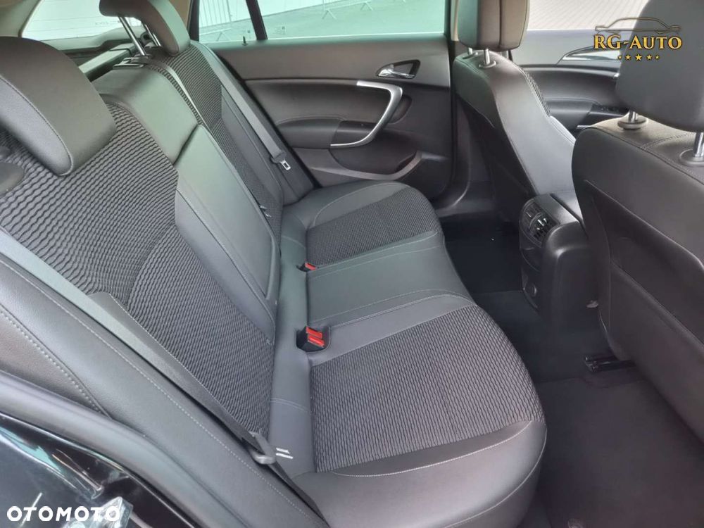 Opel Insignia - 23