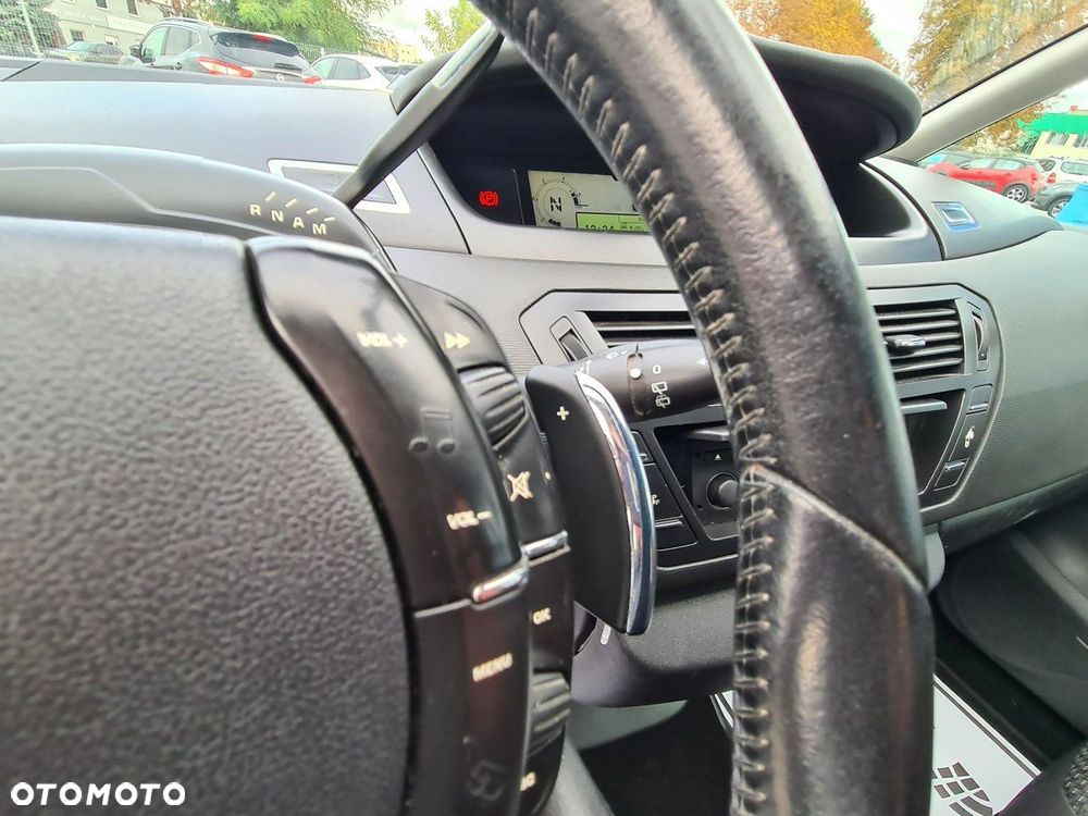 Citroën C4 Picasso 1.6 HDi Impress MCP - 17