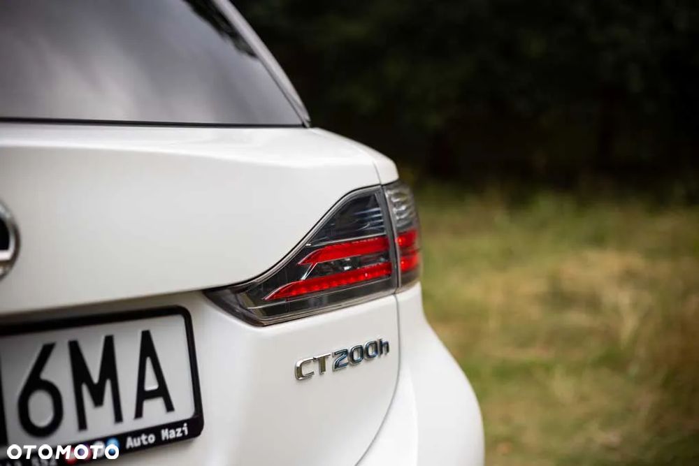 Lexus CT 200h Impression Line - 36