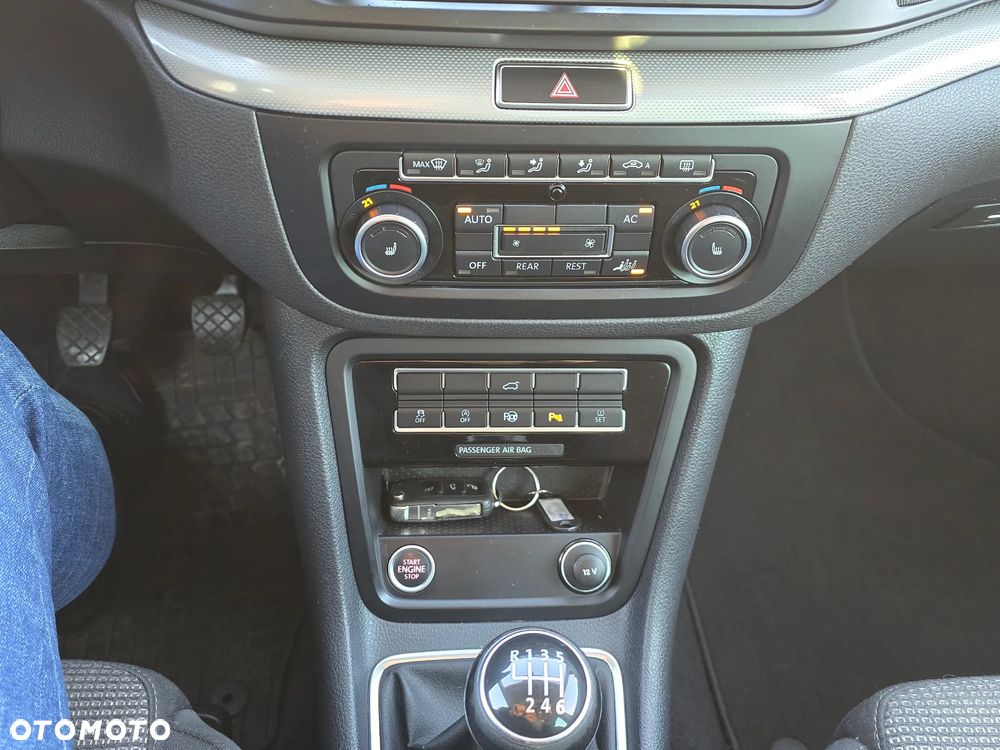 Volkswagen Sharan 2.0 TDI DPF Highline - 20