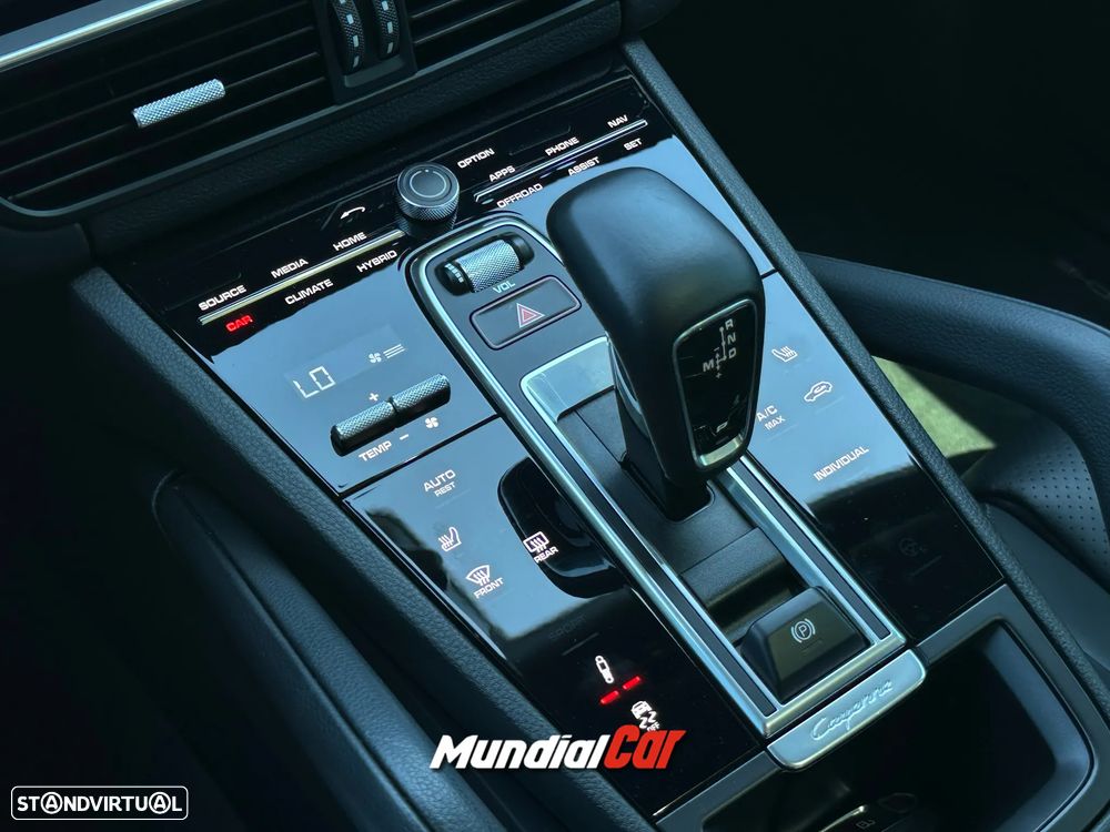 Porsche Cayenne Coupé E-Hybrid - 34