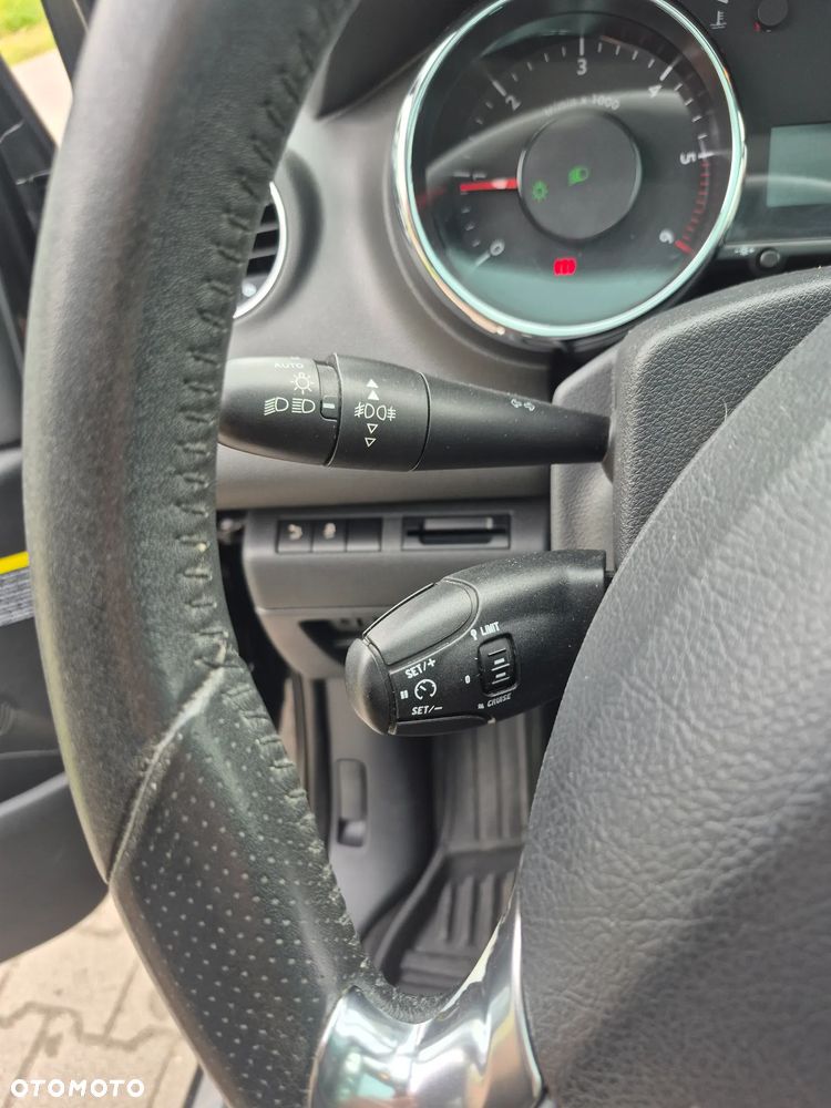 Peugeot 3008 HDi FAP 115 Style - 25