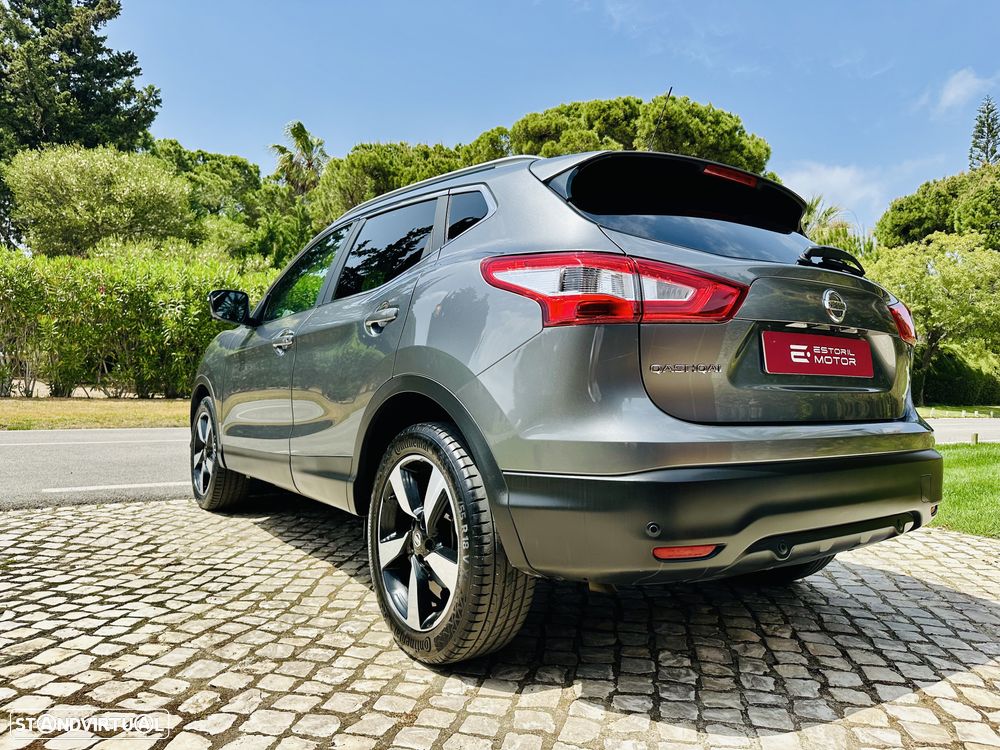 Nissan Qashqai 1.6 dCi N-Connecta RS Xtronic - 13