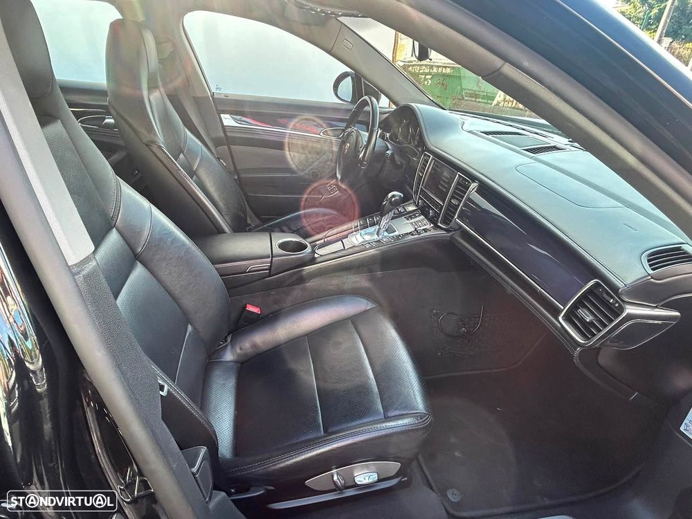 Porsche Panamera Platinum Edition - 32