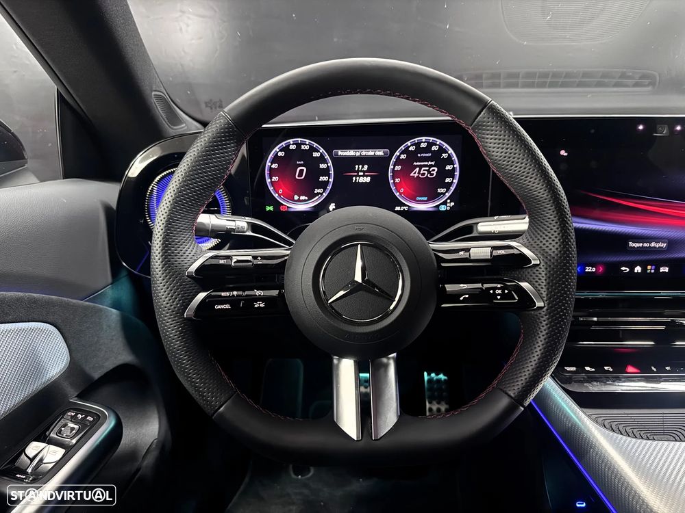 Mercedes-Benz CLA 250+ EQ Shooting Brake - 11