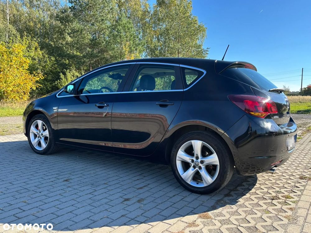 Opel Astra - 4