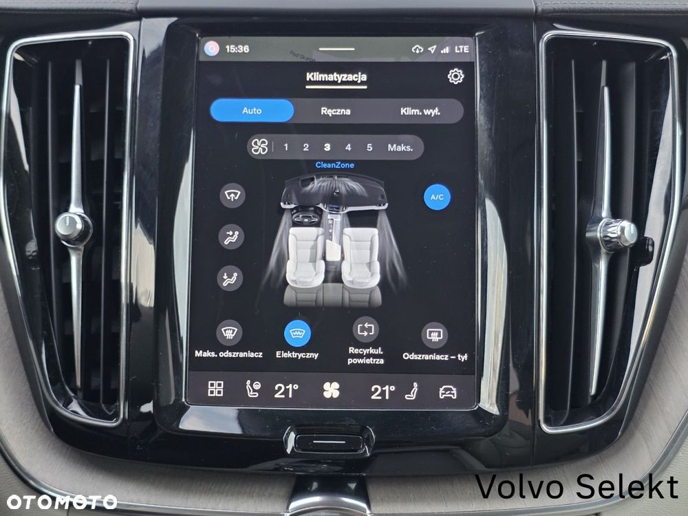 Volvo XC 60 - 29