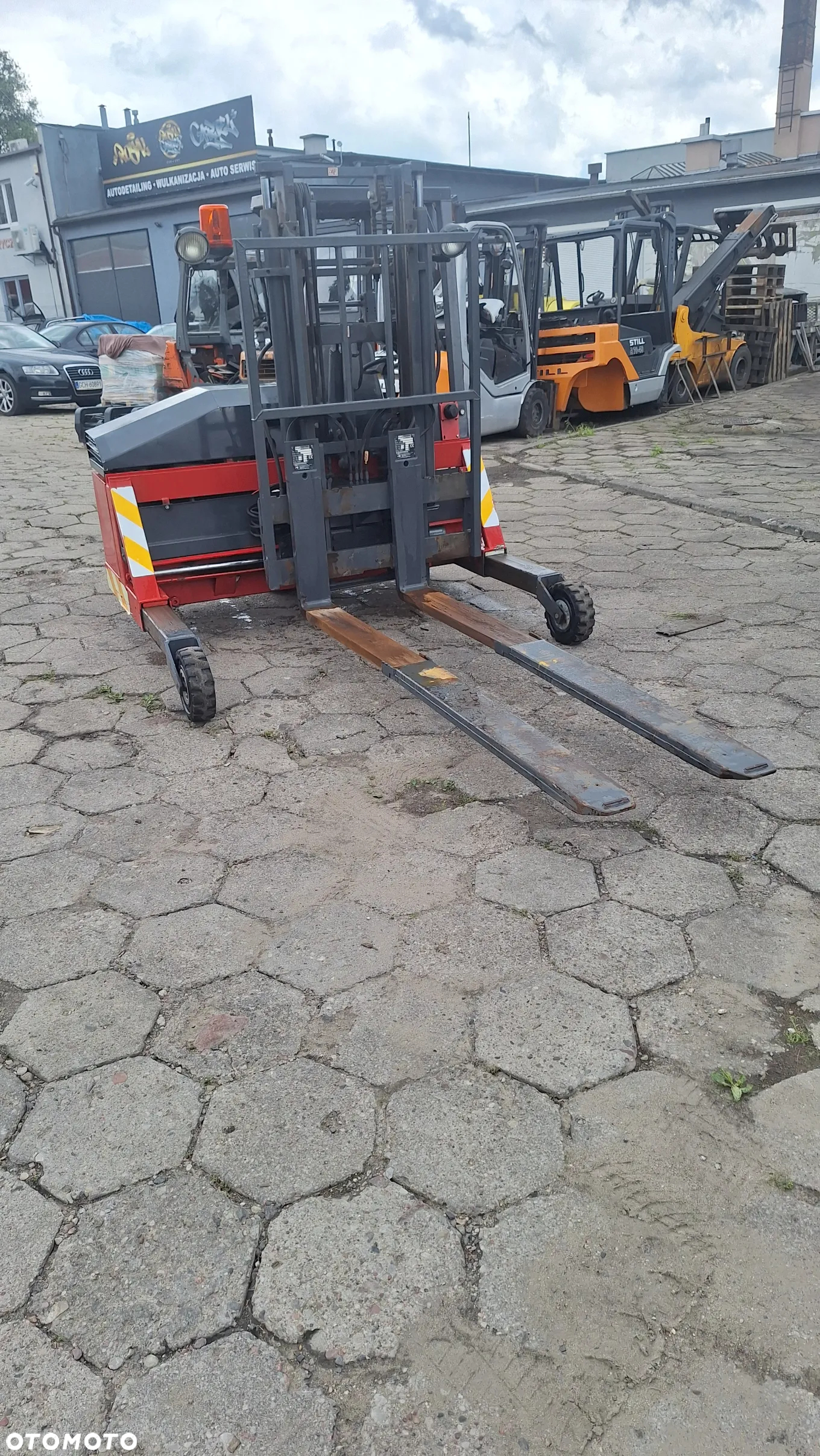 Moffett Kooi aap - 5