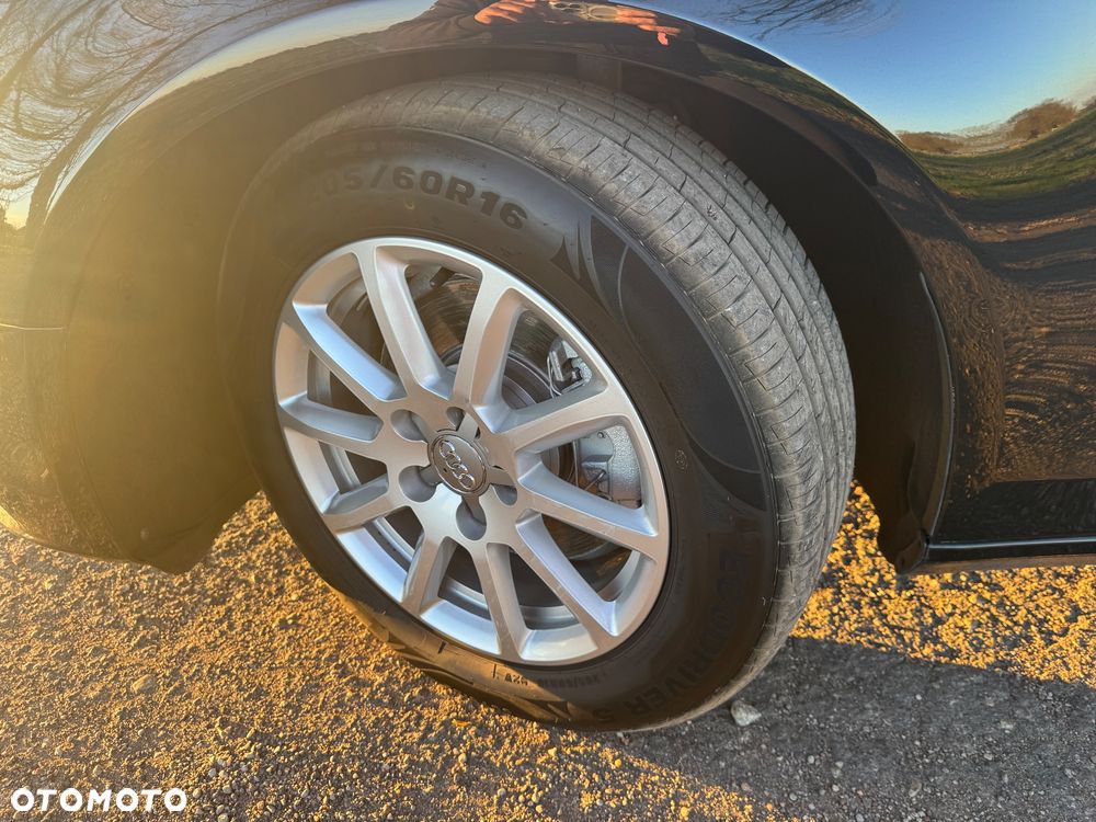 Audi A4 Avant 2.0 TDI ultra - 34