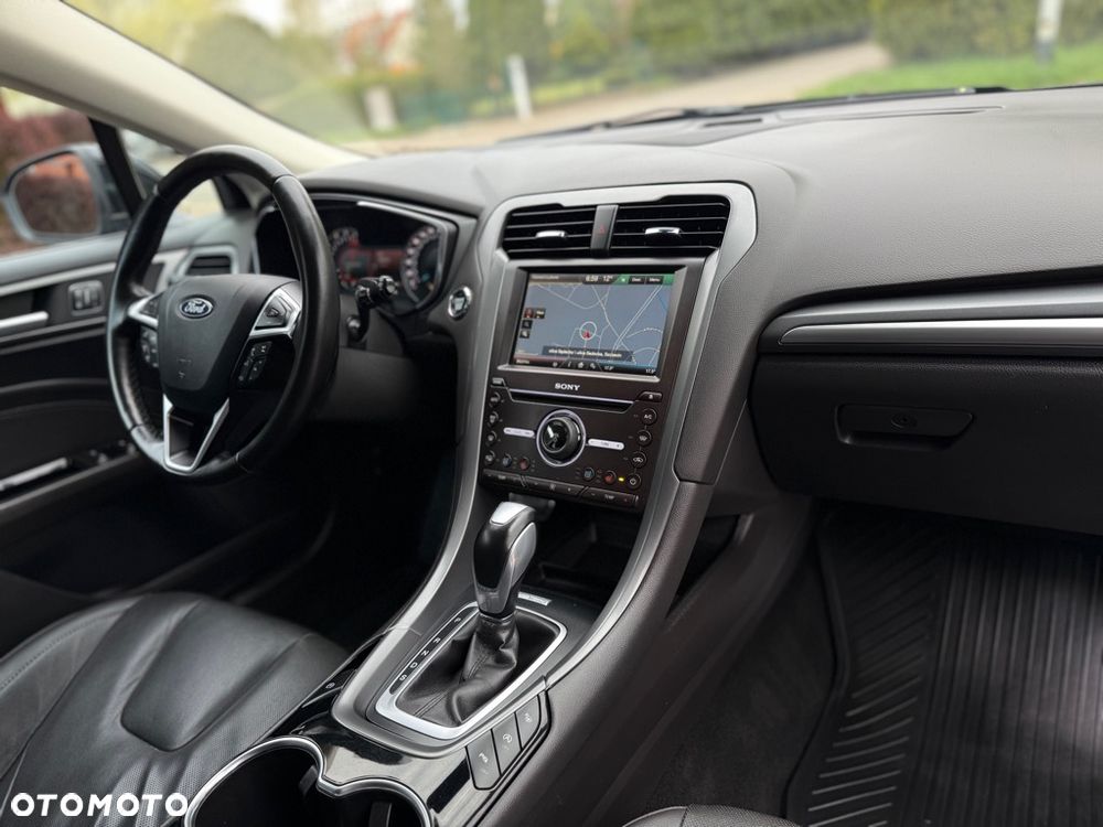 Ford Mondeo 2.0 TDCi ST-Line PowerShift - 34