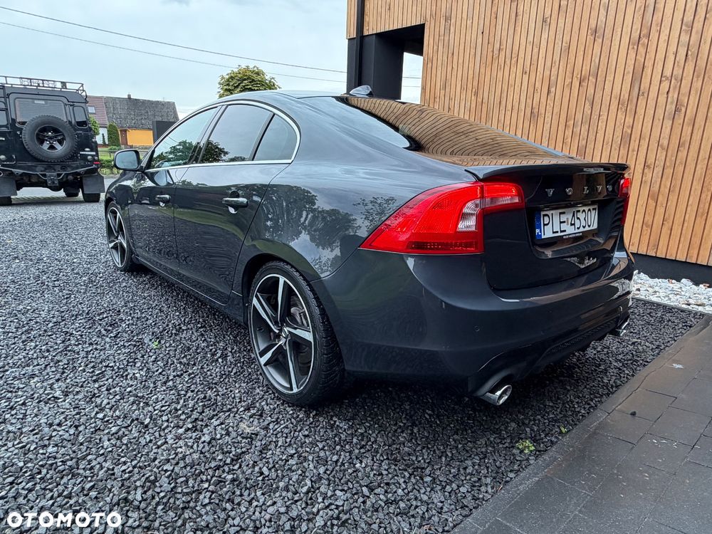 Volvo S60 D4 Geartronic Momentum - 13