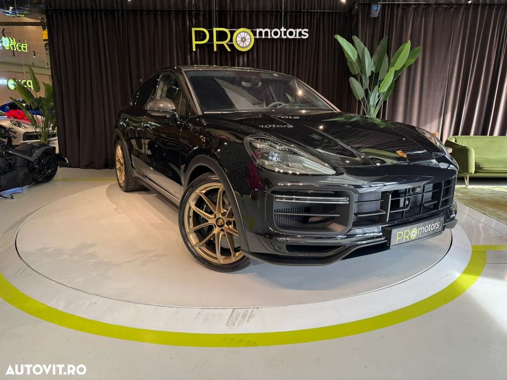 Porsche Cayenne Coupe - 1