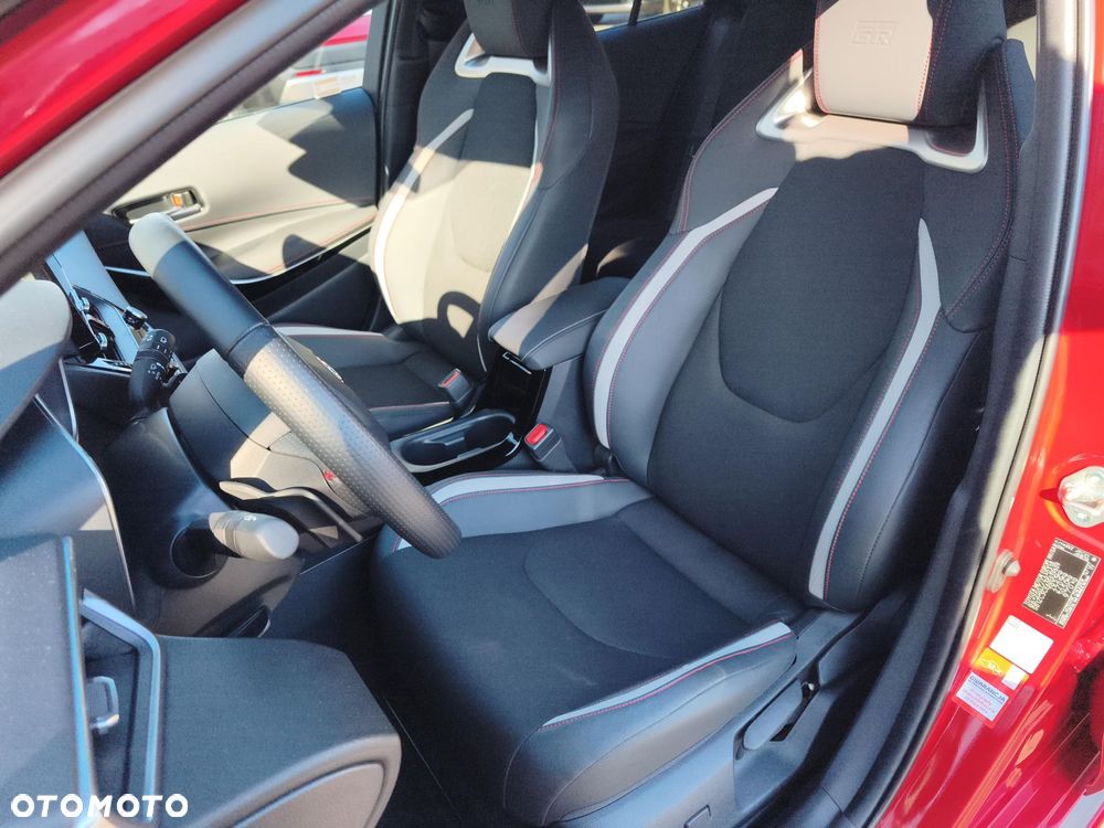 Toyota Corolla 2.0 Hybrid GR Sport Dynamic - 21