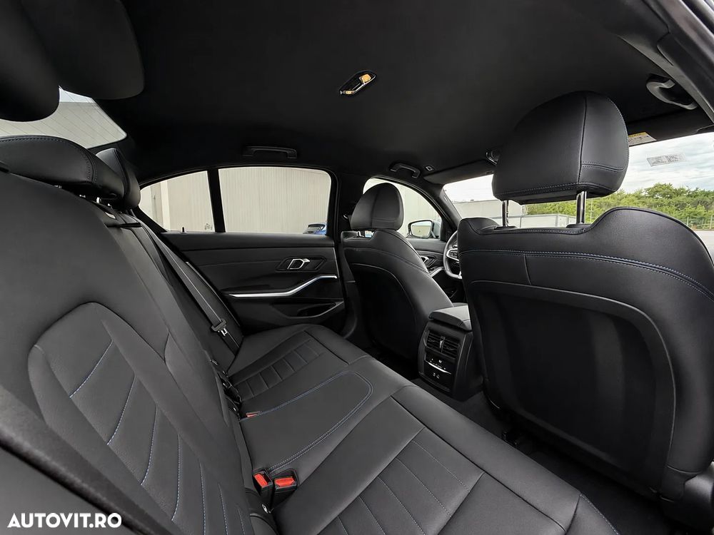 BMW Seria 3 320d xDrive AT MHEV - 17