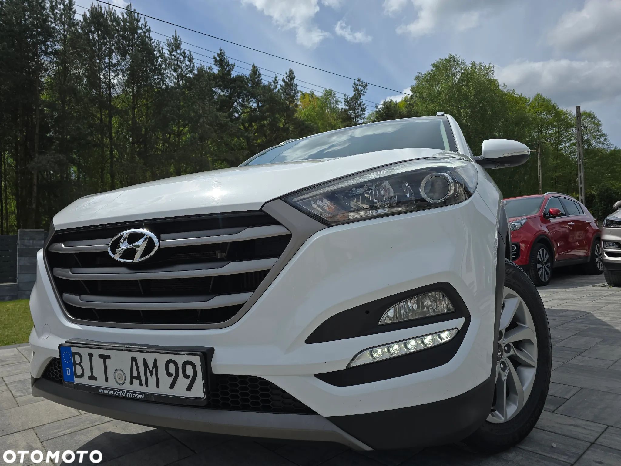 Hyundai Tucson 1.7 CRDI BlueDrive Style 2WD - 1