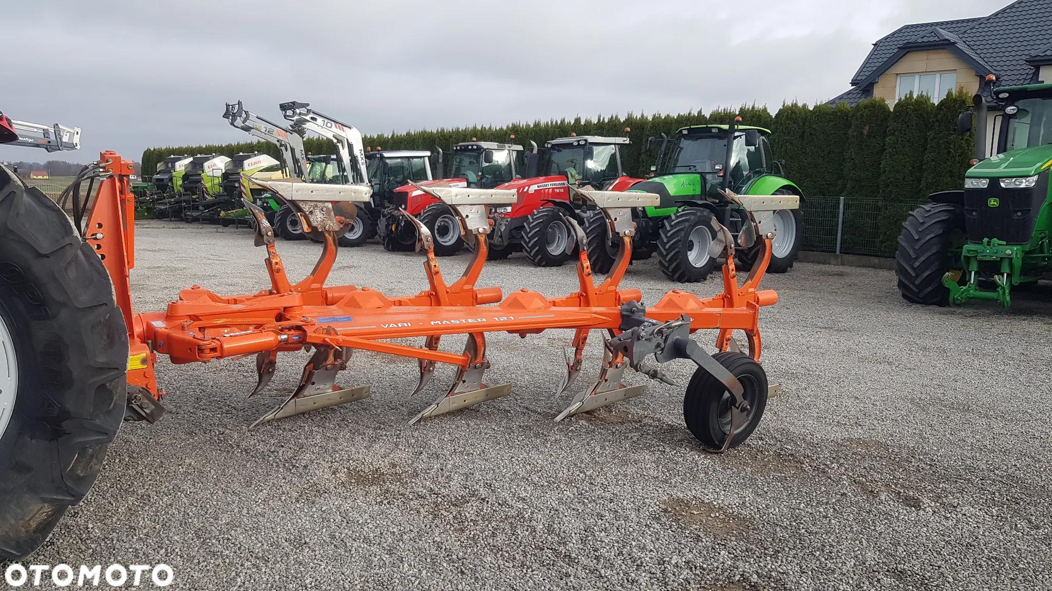 Kuhn VariMaster 121 4 skibowy Non STOP - 12