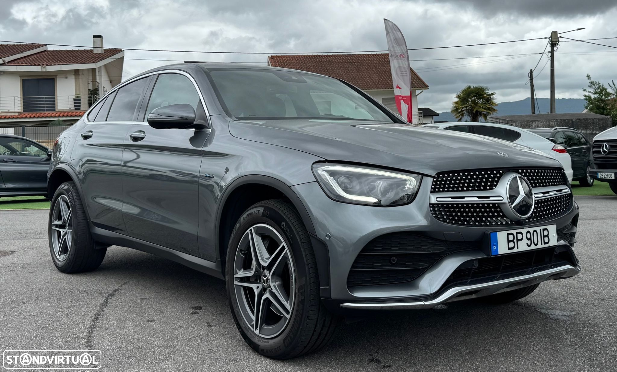 Mercedes-Benz GLC 300 e Coupé 4Matic - 2