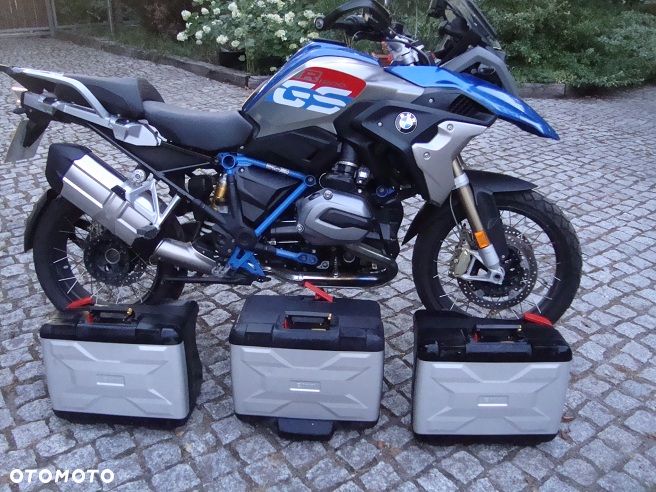 BMW R - 1