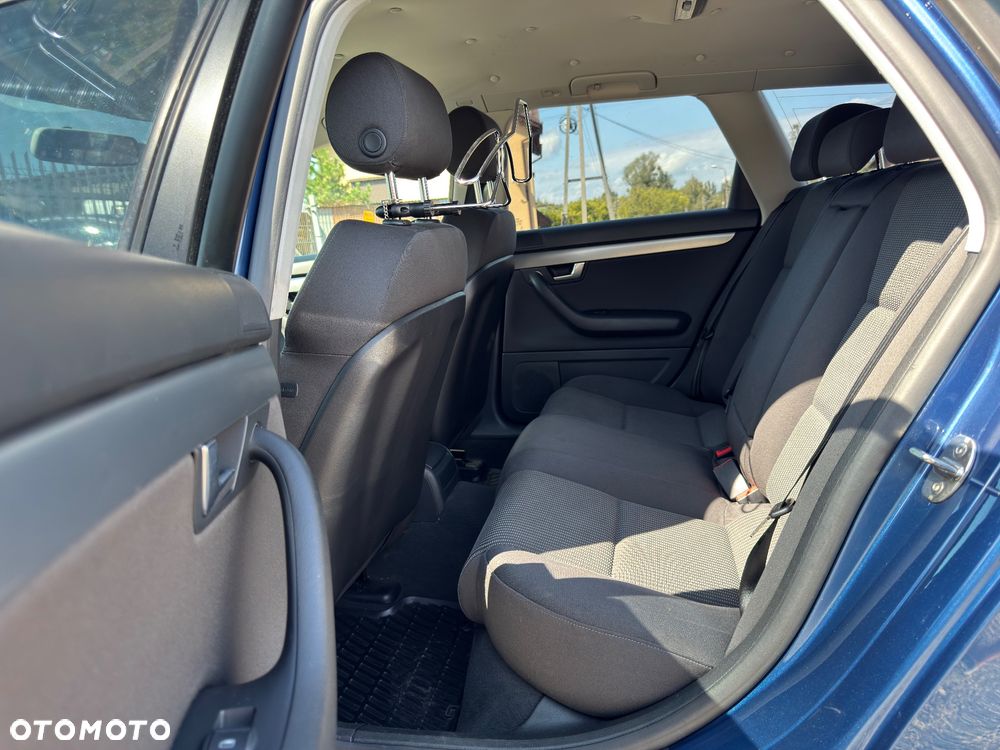 Audi A4 Avant 2.0 T FSI - 28