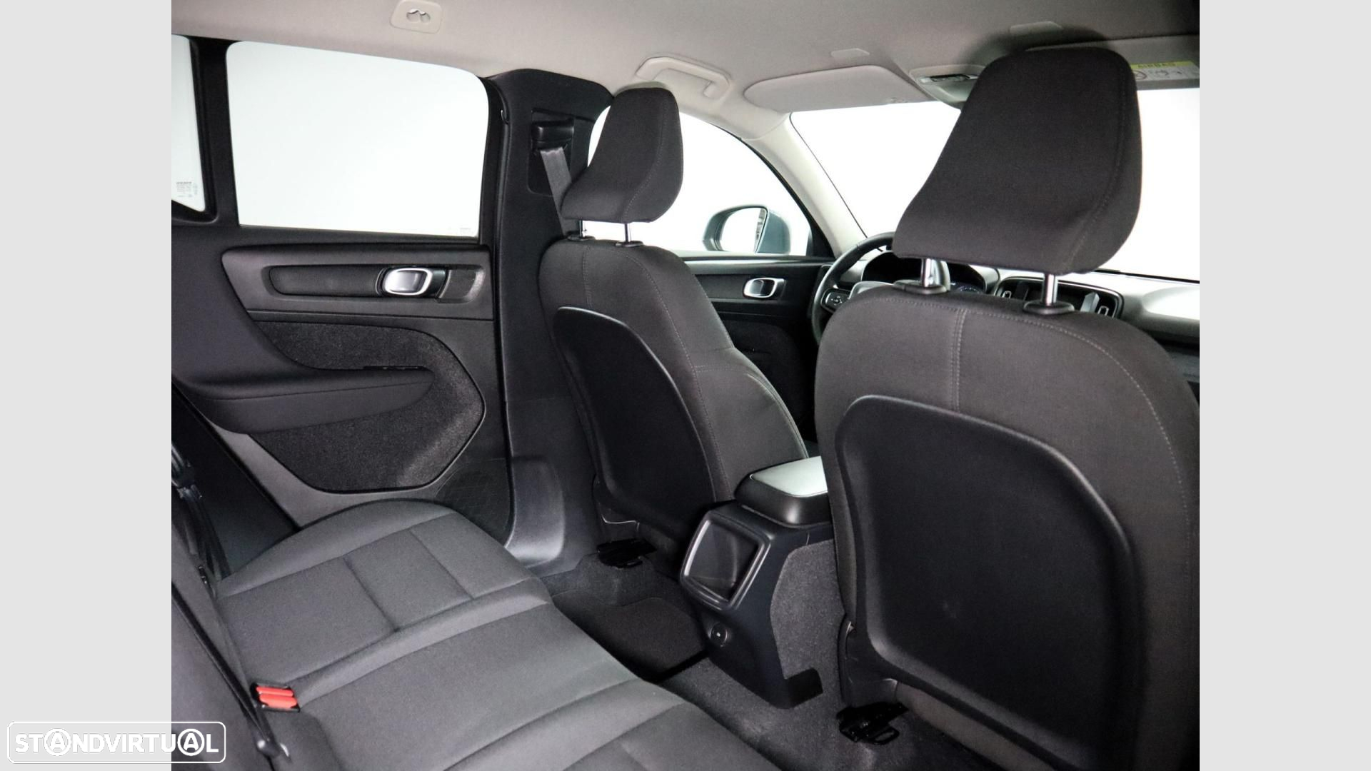 Volvo XC 40 1.5 T2 Essential - 6