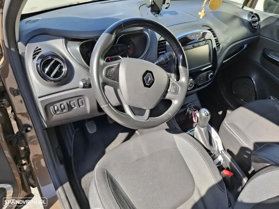 Renault Captur 1.5 dCi Exclusive - 7