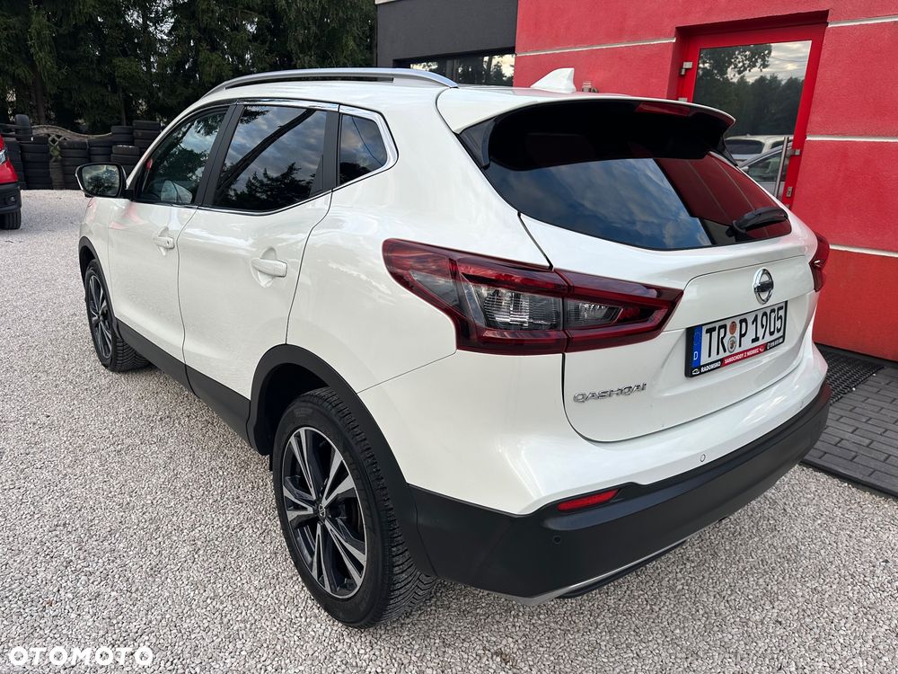 Nissan Qashqai 1.3 DIG-T TEKNA - 3