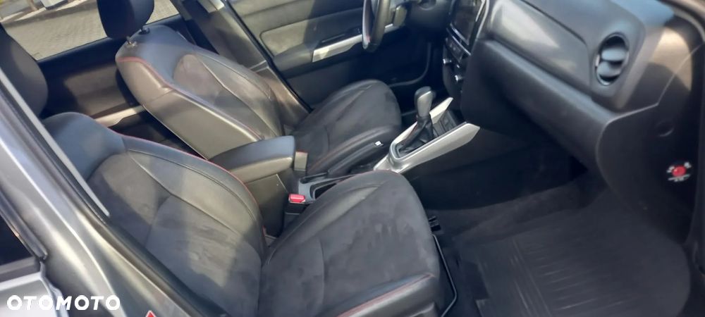 Suzuki Vitara 1.4 Boosterjet Premium 2WD - 11