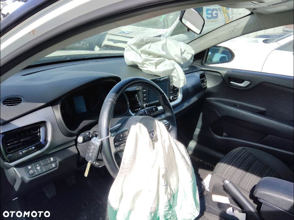Kia Stonic 1.0 T-GDI OPF Platinum Edition - 2