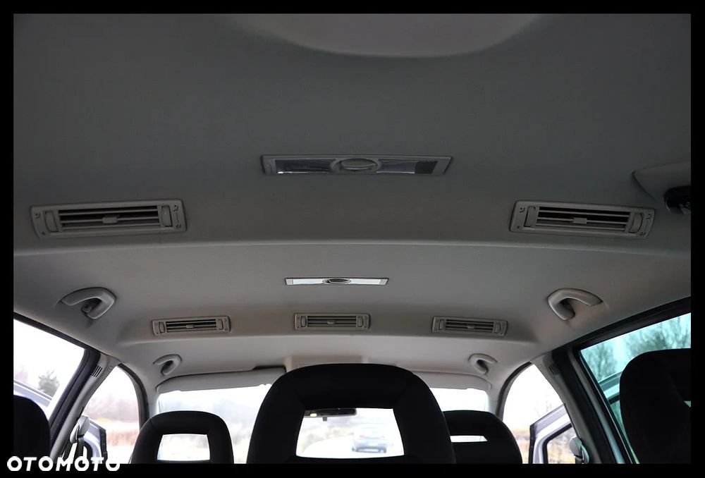 Volkswagen Sharan 2.8 V6 Special - 33